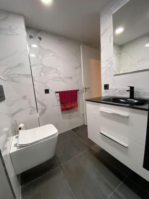 Centrico Apartamento A 1 Minuto De La Playa Benidorm Dış mekan fotoğraf